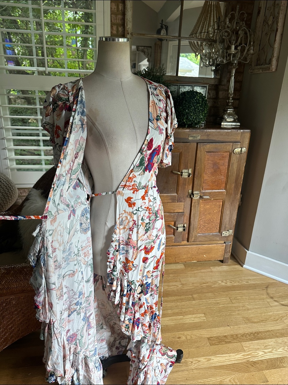 ELF MADE BY HAND RUFFLE WRAP DRESS SMALL - Picture 7 of 10